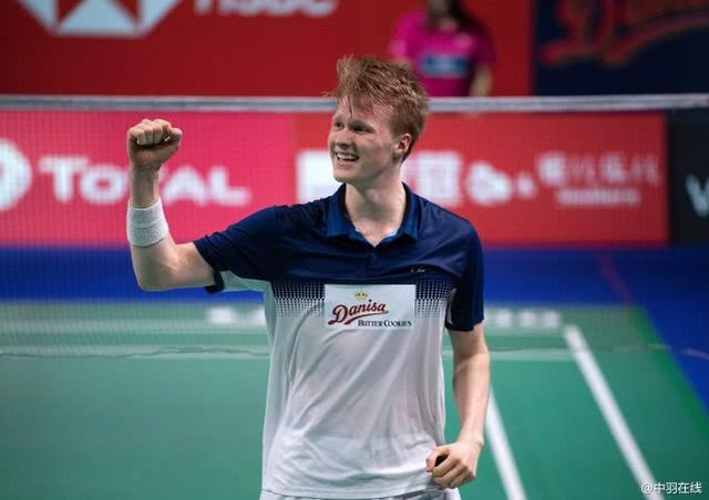 多位博主向周琦致敬：攻防两端全力以赴 你才该是FMVP 燃尽一战