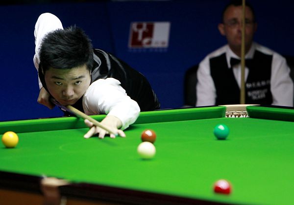 镜头里只剩 镜头里只剩